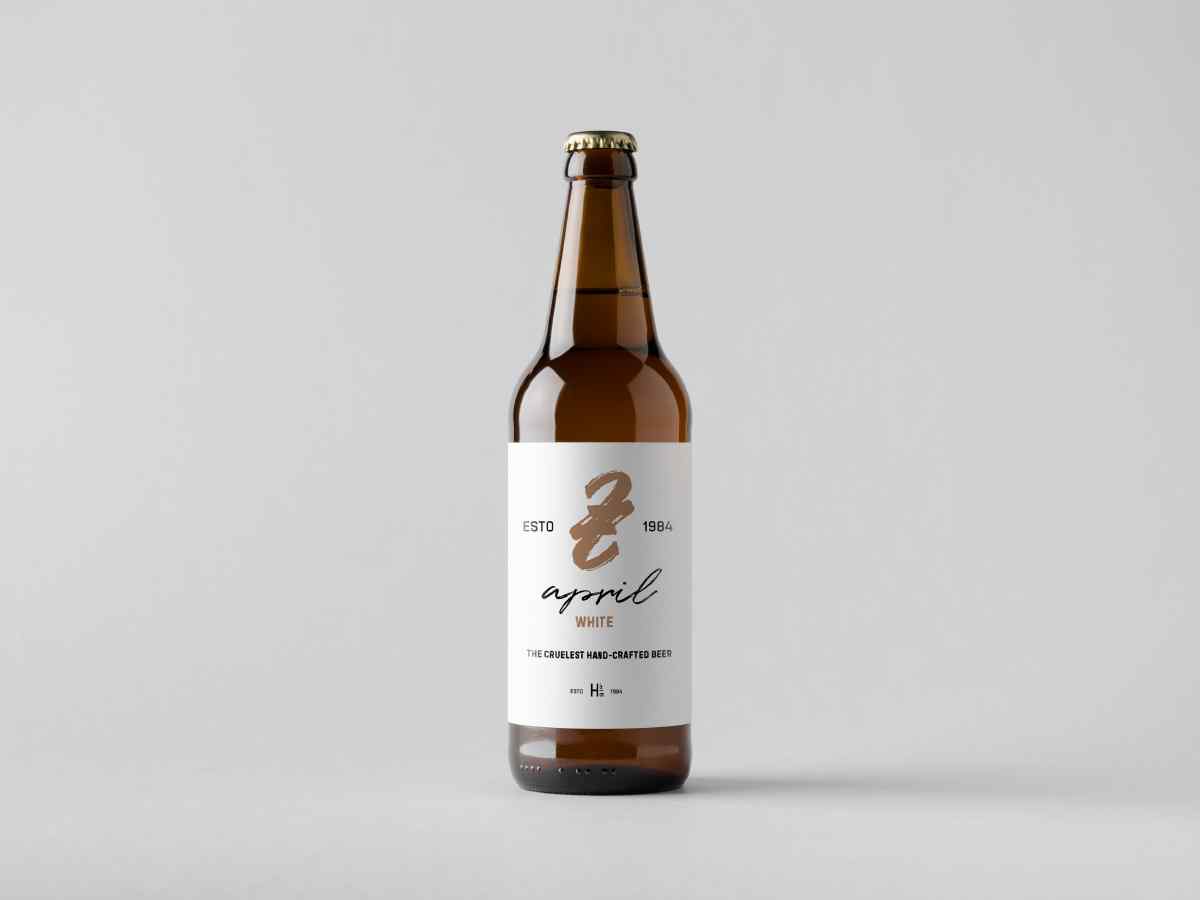 https://www.agriturismolapace.com/wp-content/uploads/2017/05/inner_bottle_horizontal_01.jpg
